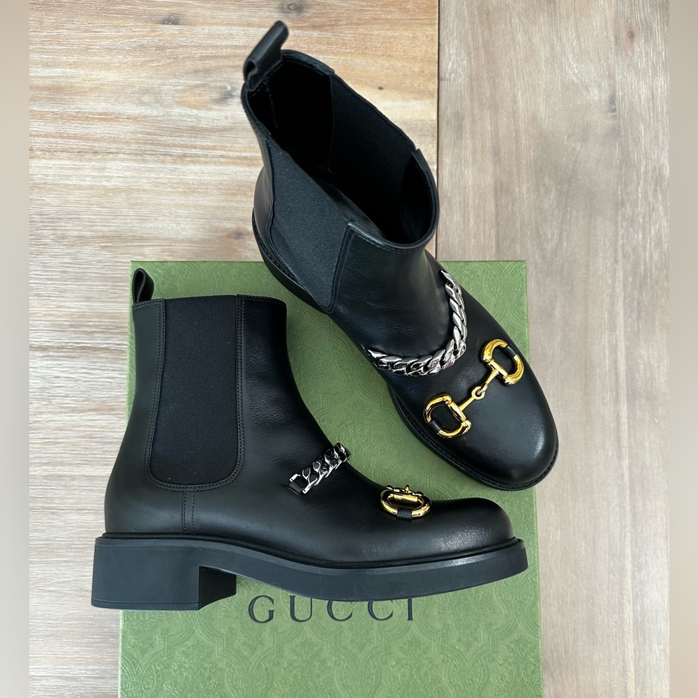 GUCCI Chelsea Horsebit Chain ankle boots size 40